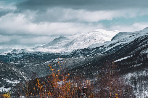 dağlar, dağlık, don içeren Ücretsiz stok fotoğraf