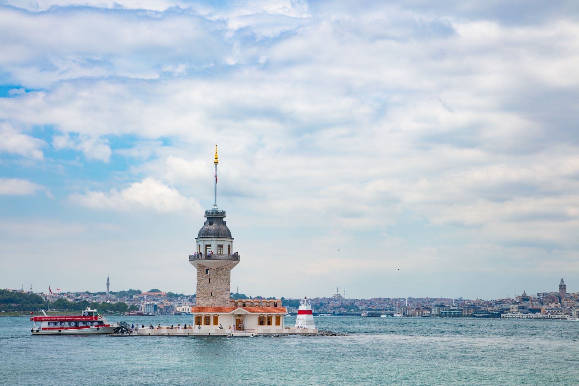 Scenic view of Maidens Tower on Bosphorus Strait, Istanbul, Turkey.