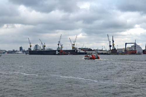 Cranes and Docks in Port of Hamburg 