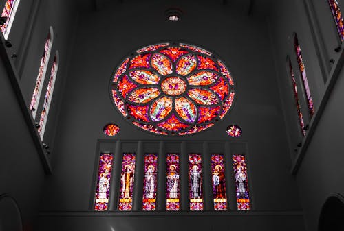 Бесплатное стоковое фото с витражное стекло, кафедральный собор, окна