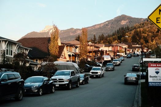 canada house sale
