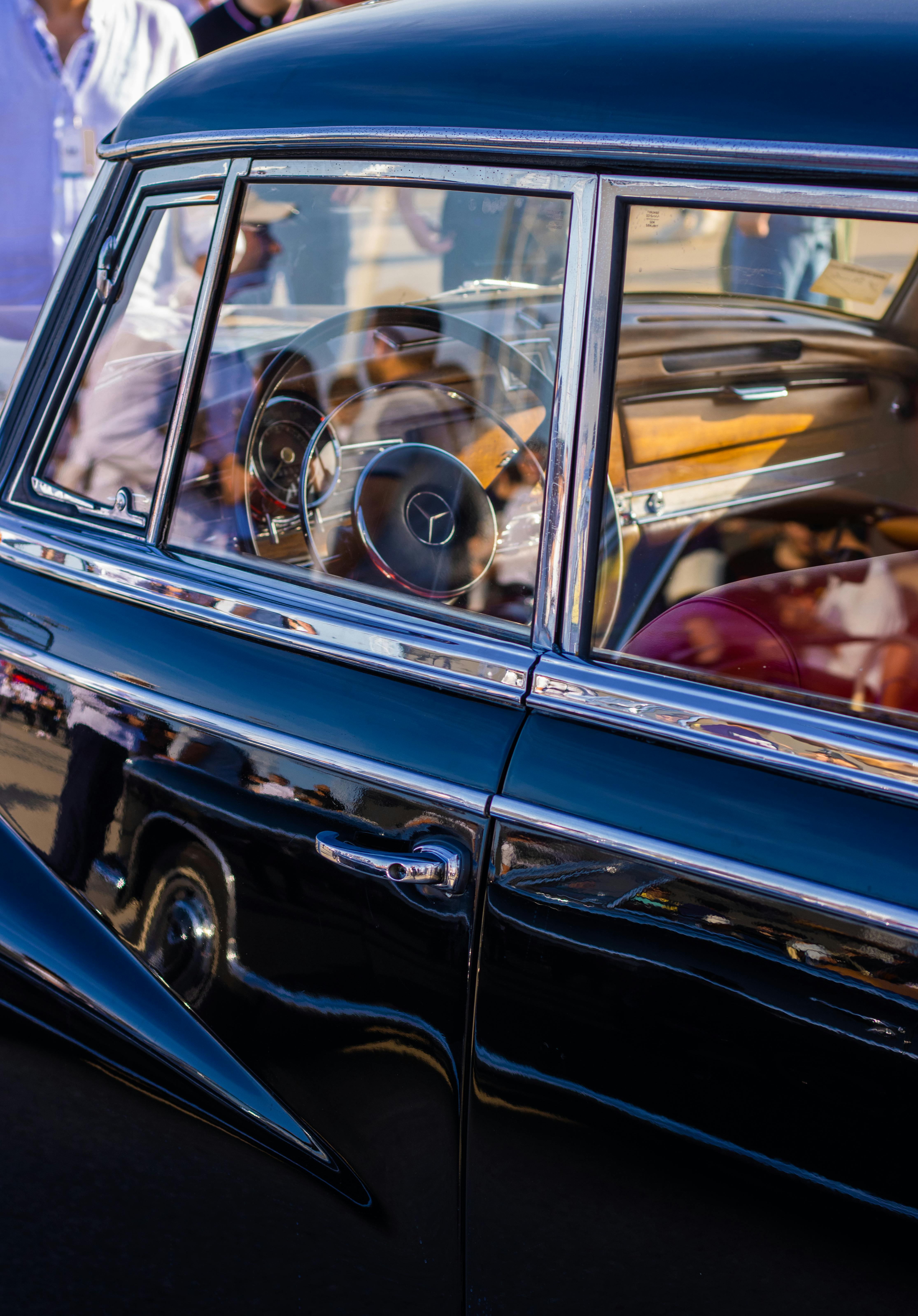 Classic Black Car · Free Stock Photo