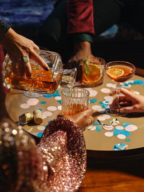 女性威士忌飲用者朋友聖誕節新年派對雞尾酒 8116（圖片來源 Our Whisky Foundation Christina Kernohan）