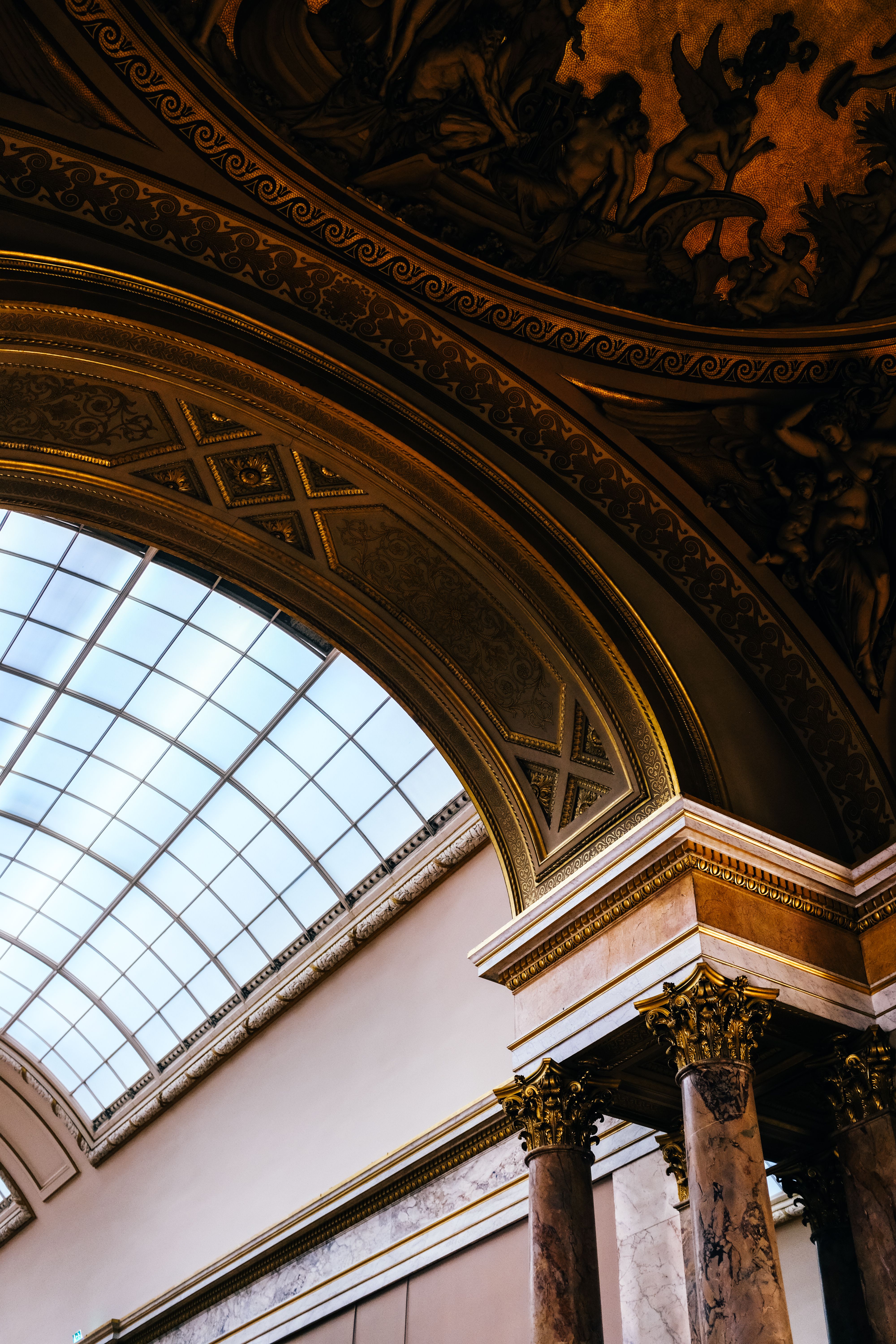 Ornamented Ceiling and Arch over Columns · Free Stock Photo