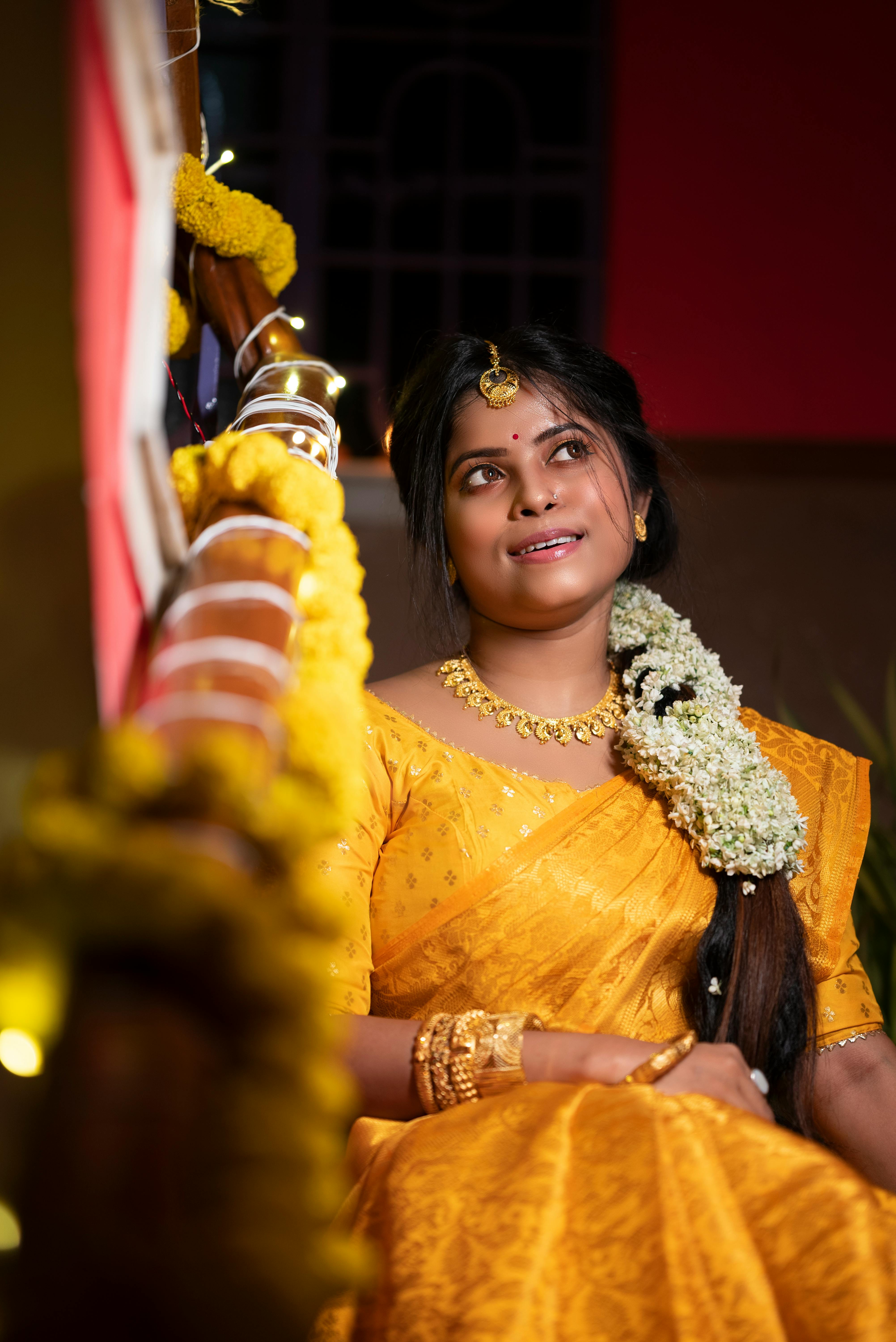 Pin by Kerthi on Tamil Wedding | Indian bride poses, Bridal photography  poses, Bride photography poses