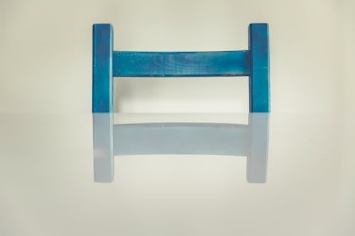 Foto profissional grátis de assento, azul, branco