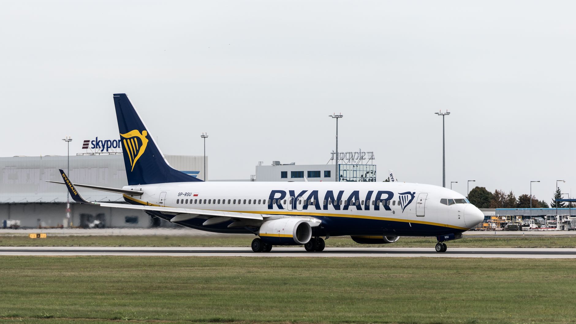 Ryanair profit falls 36% as higher jet fuel costs eat into earnings