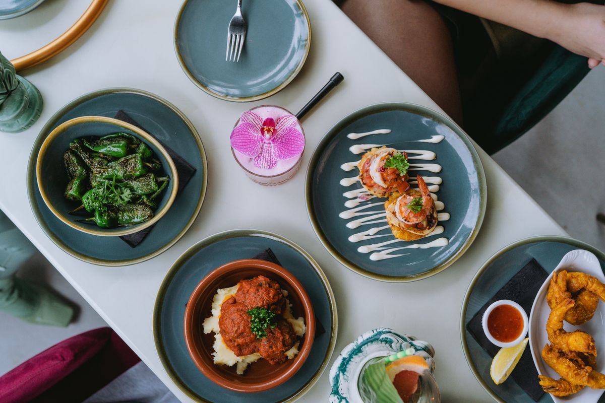 International Pub Quiz & Pintxos Night — El Born