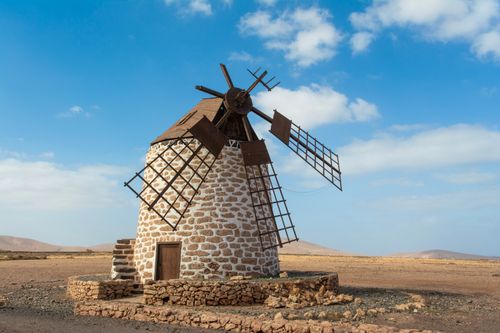 De franc Foto d'estoc gratuïta de a l'aire lliure, aïllat, antic molí de vent Foto d'estoc