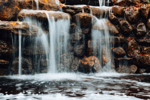 Immagine gratuita di acqua corrente, arido, cascata