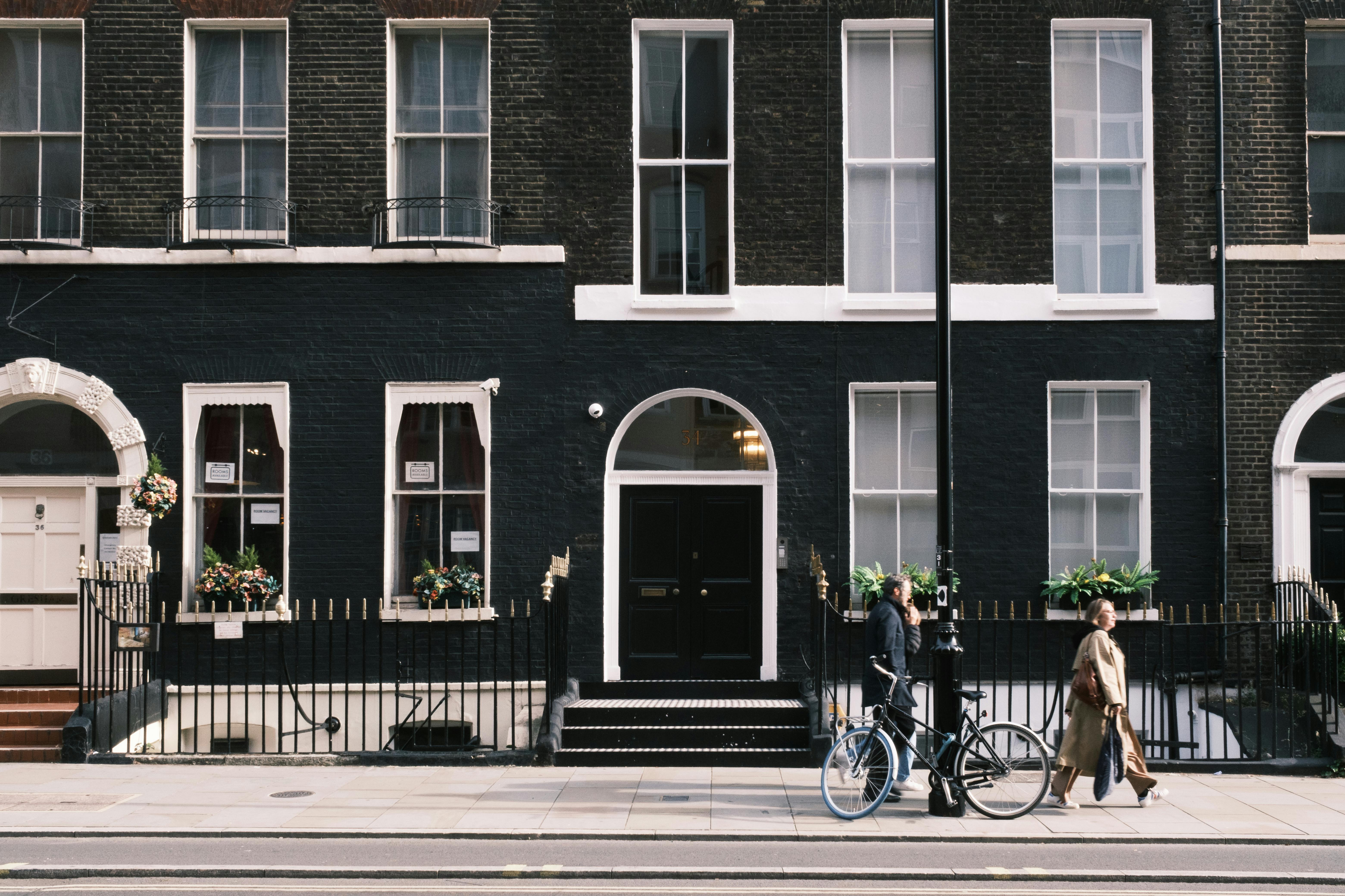 Steadily Named Preferred Landlord Insurance Provider for Real Property Management Franchise Owners — Photo by Kévin et Lauria
