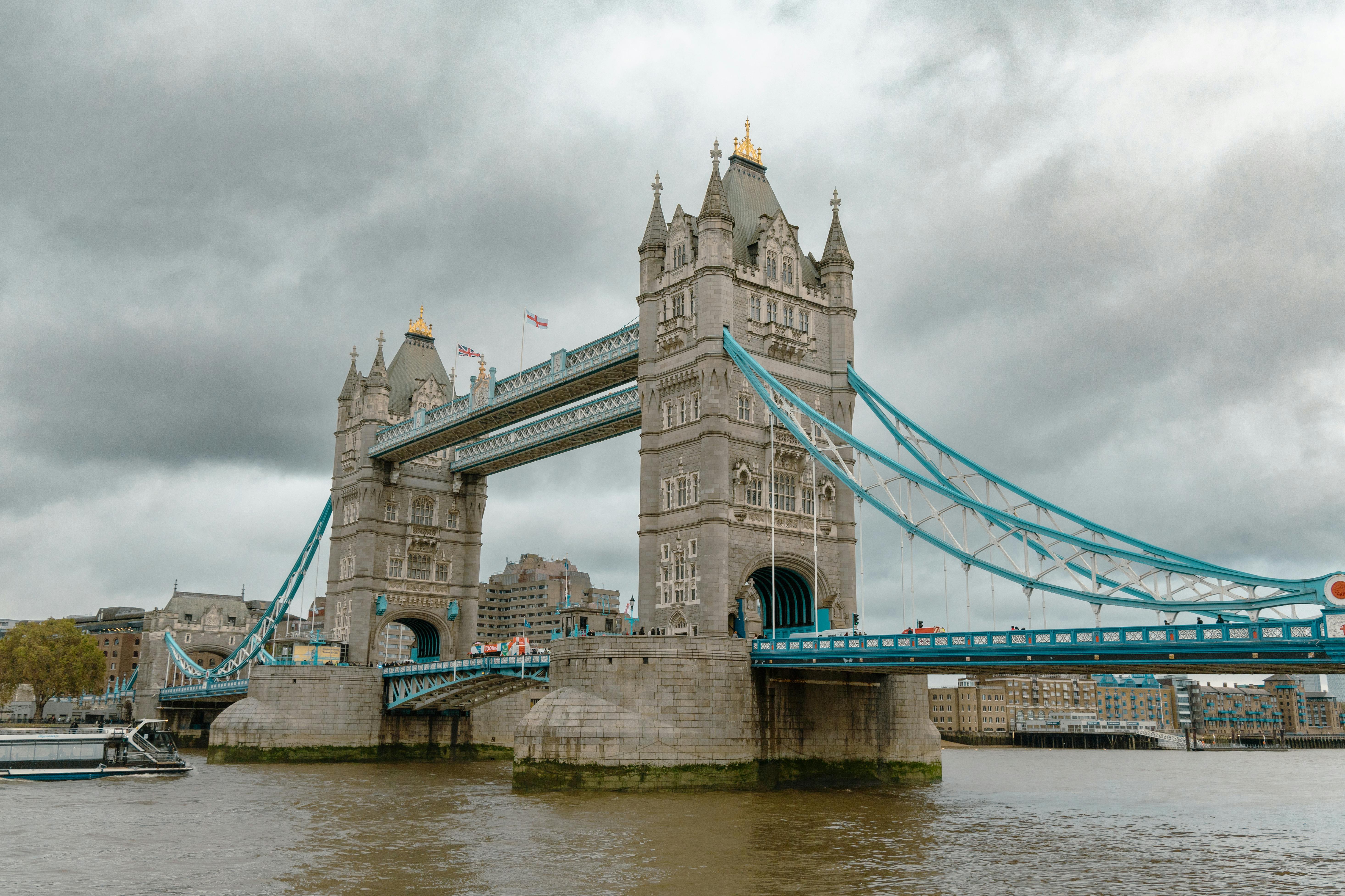 Derain、London:The Bridge、希少画集画、新品額付 Derain、London:The Bridge、希少画集画、新品額付 - メルカリ