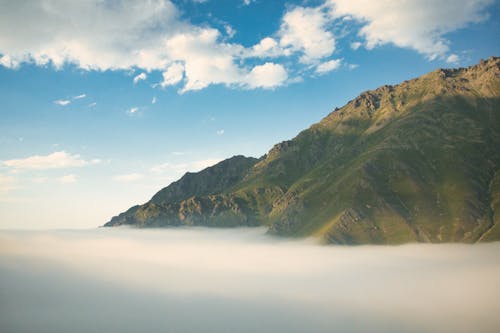 Kostnadsfri bild av berg, dimma, himmel