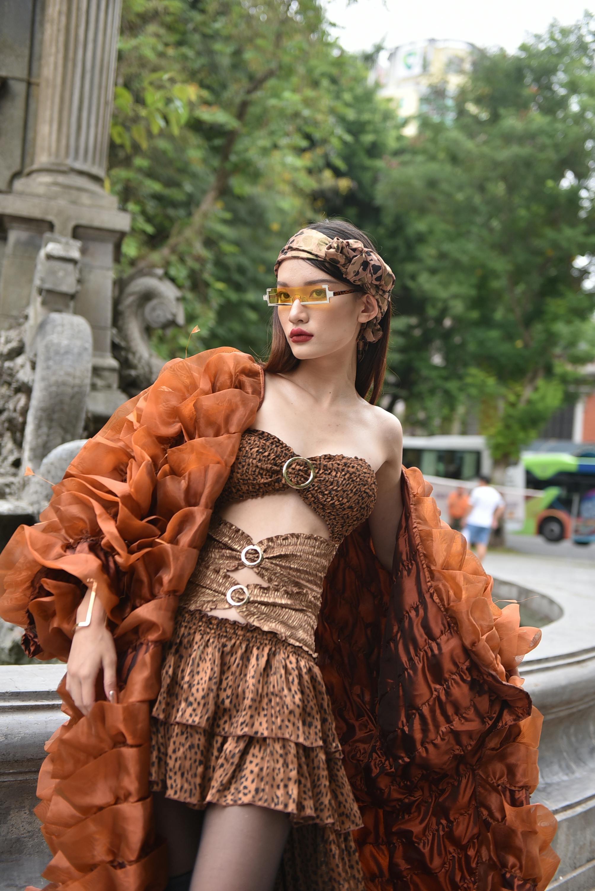 Statement Style Photos, Download The BEST Free Statement Style Stock