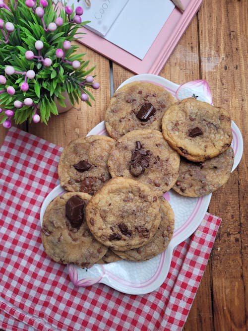 Chocolate Cookies and Flowers