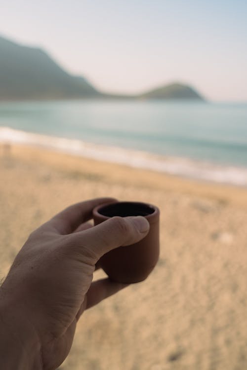 垂直拍摄, 手 人类的手, 杯子 的 免费素材图片