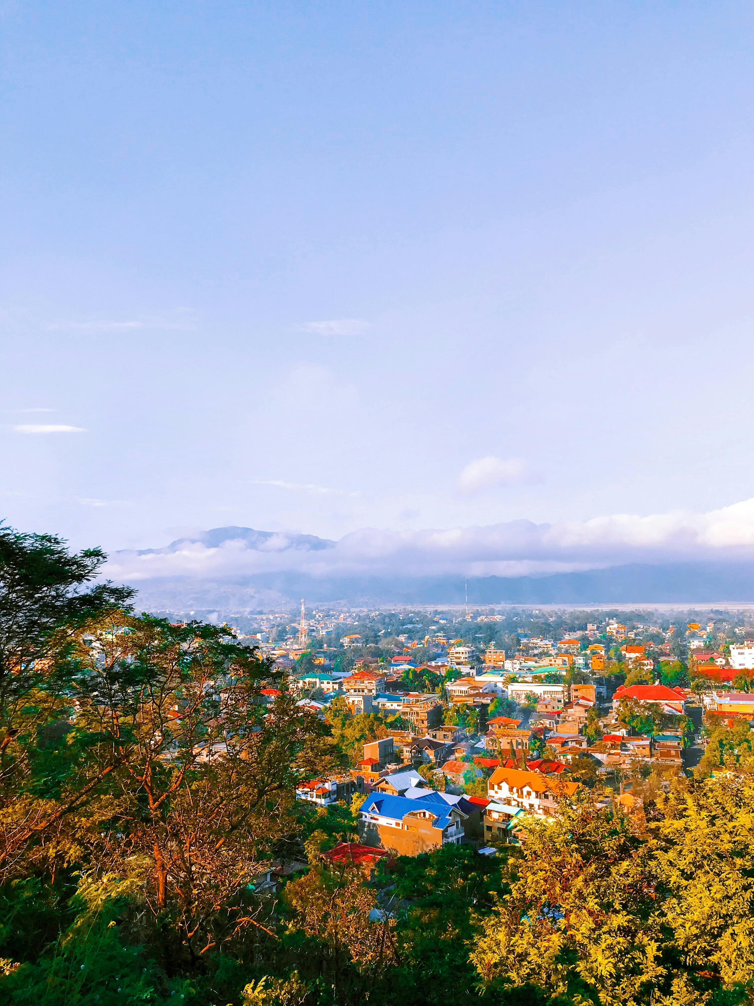 Exploring the World of Online Shopping:An Overview of Popular English-Language E-commerce Websites