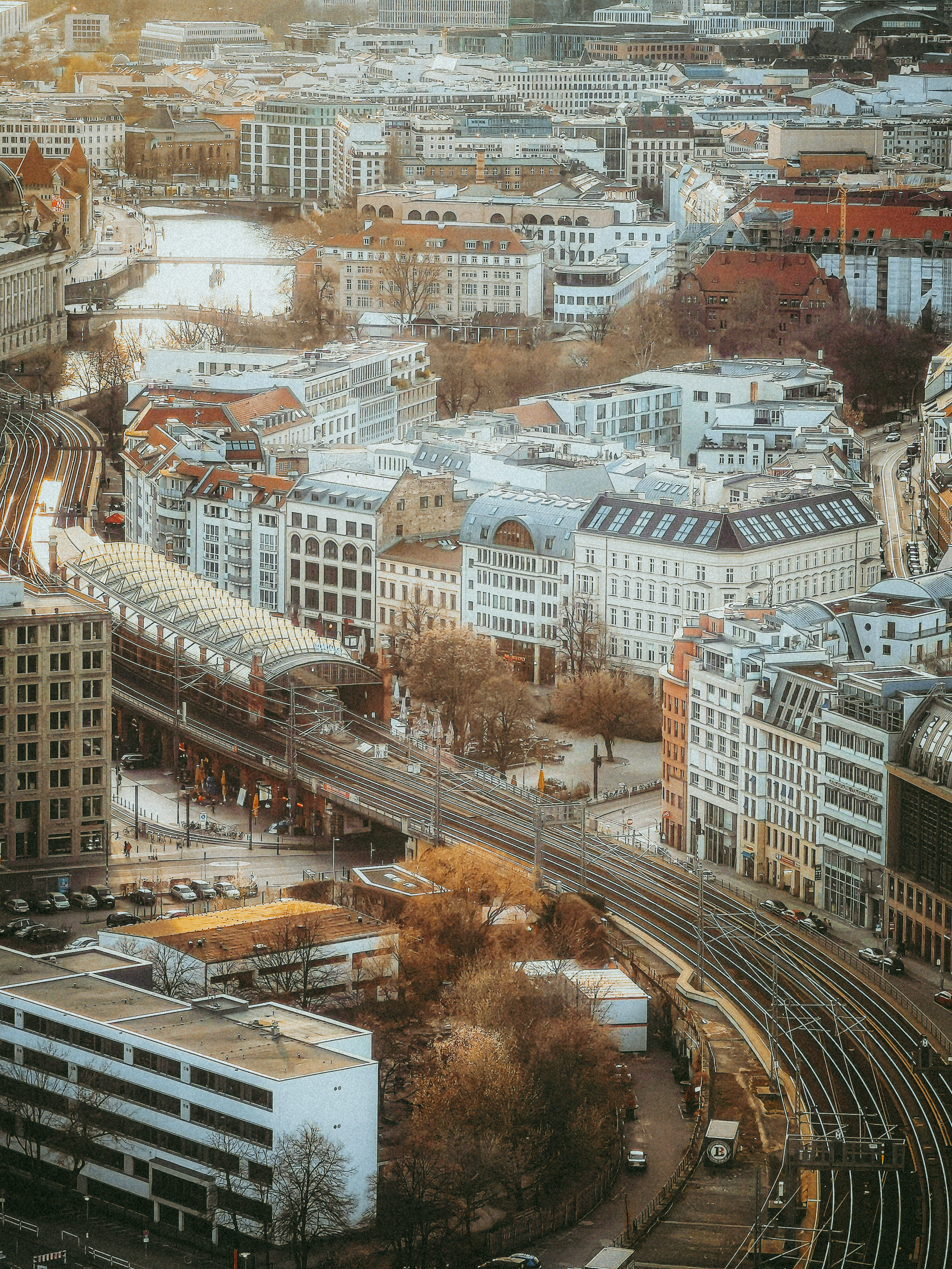 Aerial Shot of a Cityscape in Winter · Free Stock Photo
