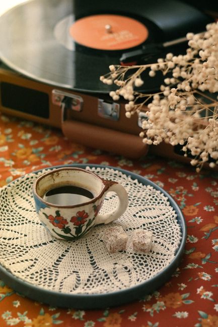 Aroma Nostalgia: Pertemuan Pertama dengan Nasi Lemak Aroma Nostalgia: Pertemuan Pertama dengan Nasi Lemak