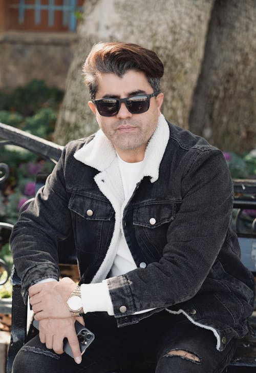 Δωρεάν στοκ φωτογραφιών με jean jacket, άνδρας, γυαλιά ηλίου