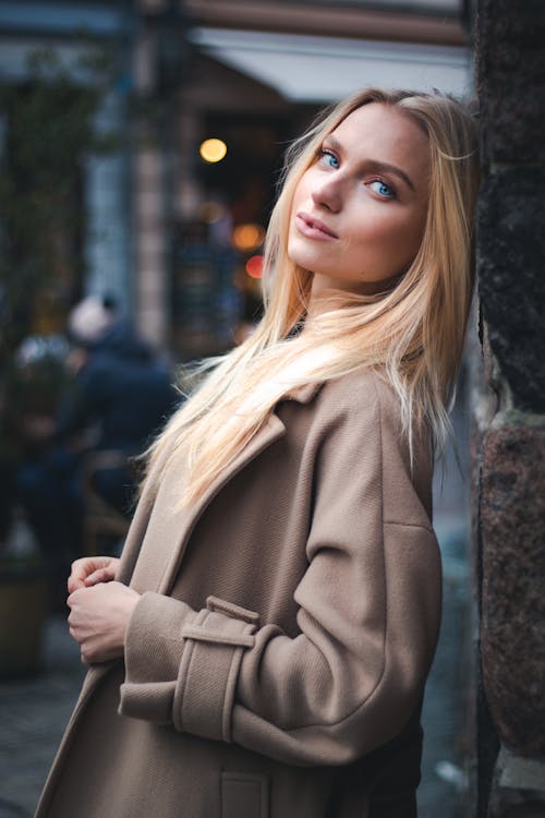 Kostenloses Stock Foto zu blond, eleganz, lange haare