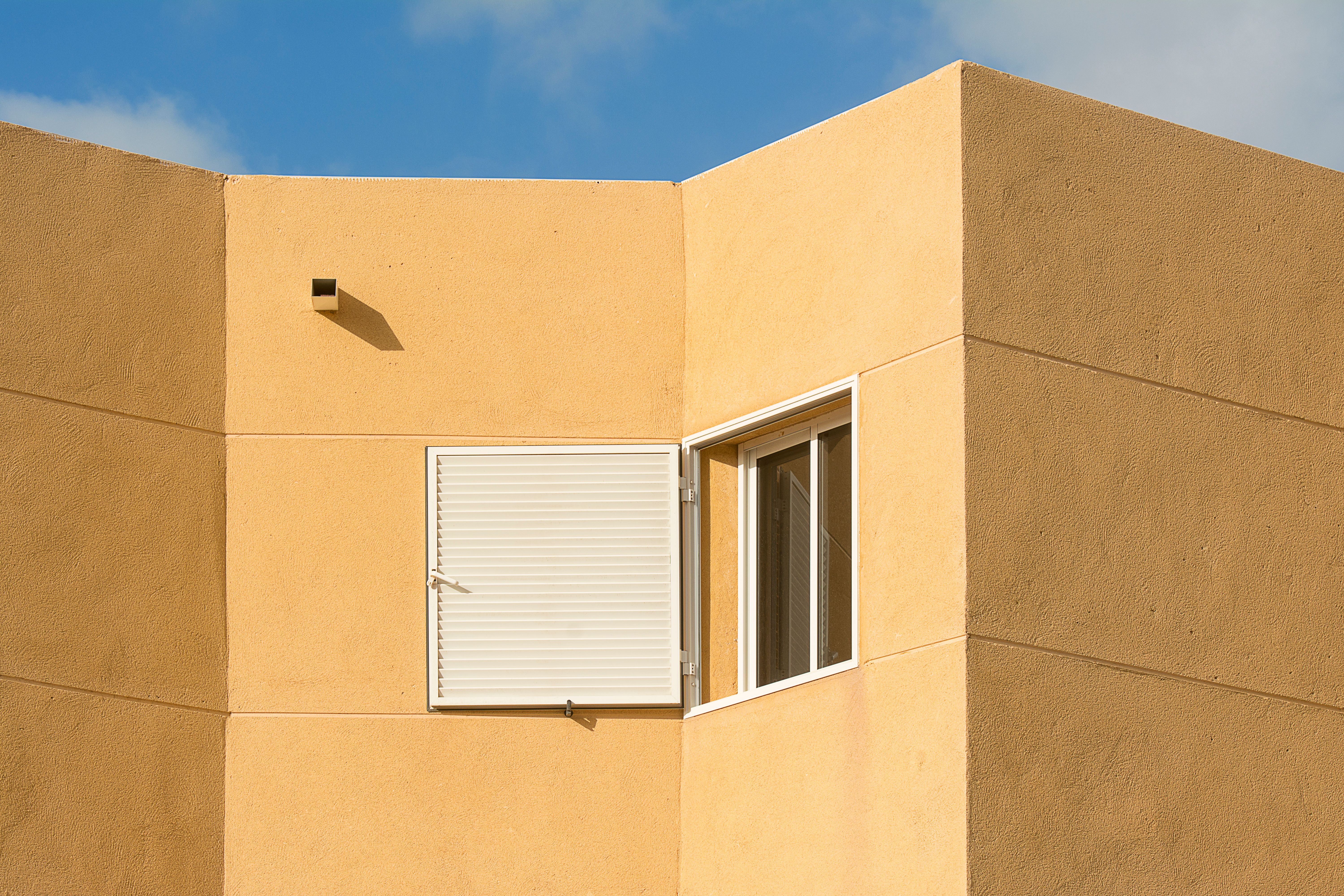 Commercial Decorating in Bulls Cross — a freshly painted, spotless finish