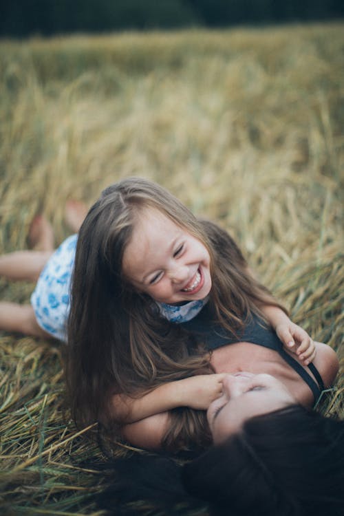 Free Mother and Daughter Love Stock Photo