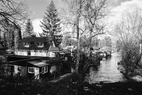タウン, 家, 川の無料の写真素材