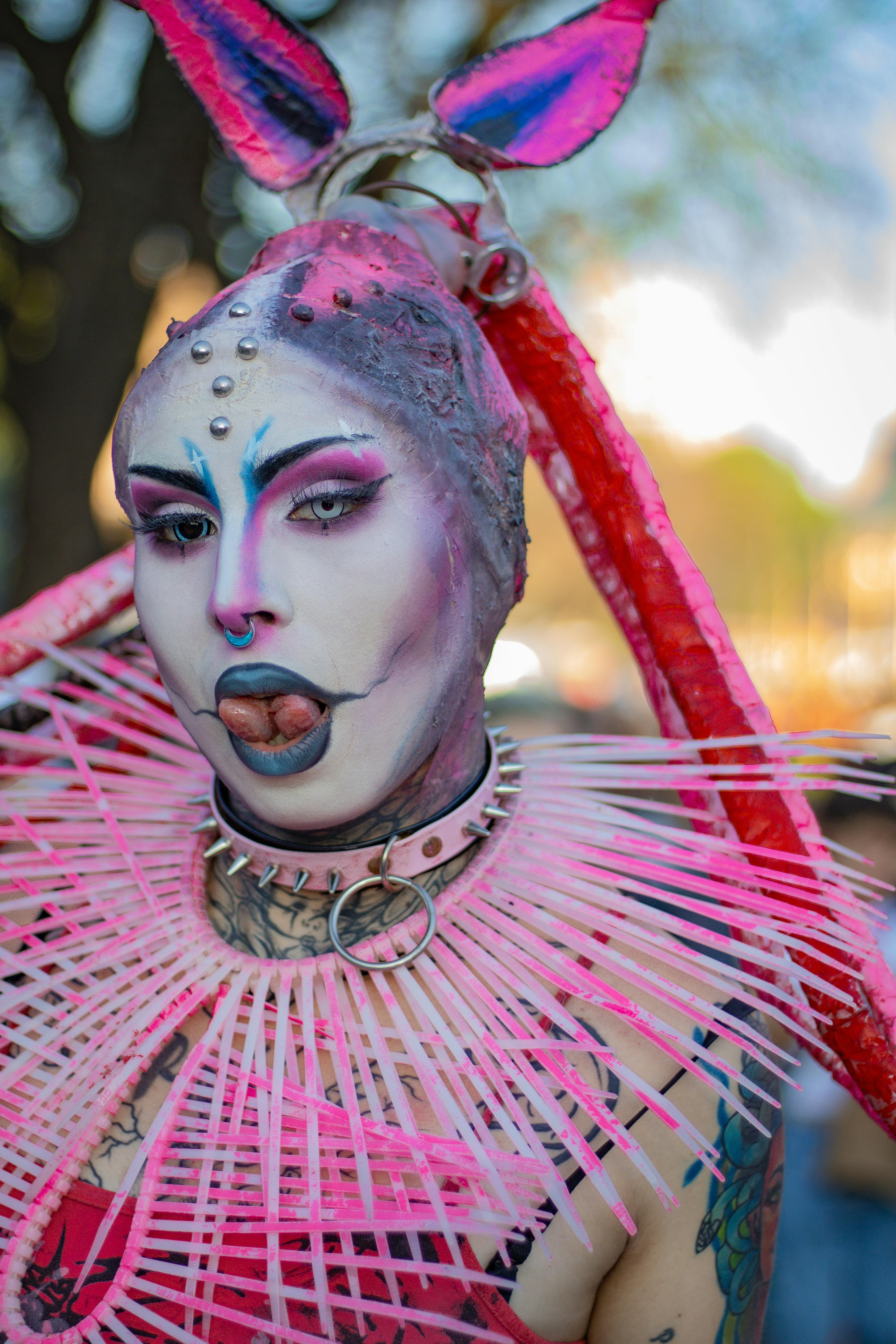 Drag Queen Wearing Makeup · Free Stock Photo