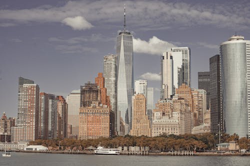 Skyline of Lower Manhattan, New York City, New York, USA 