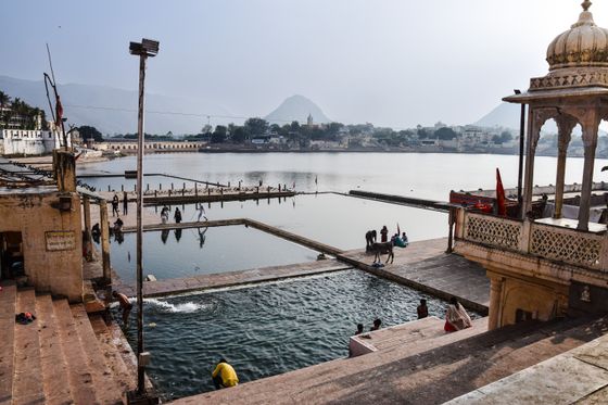 Gomti Lake and Ghats