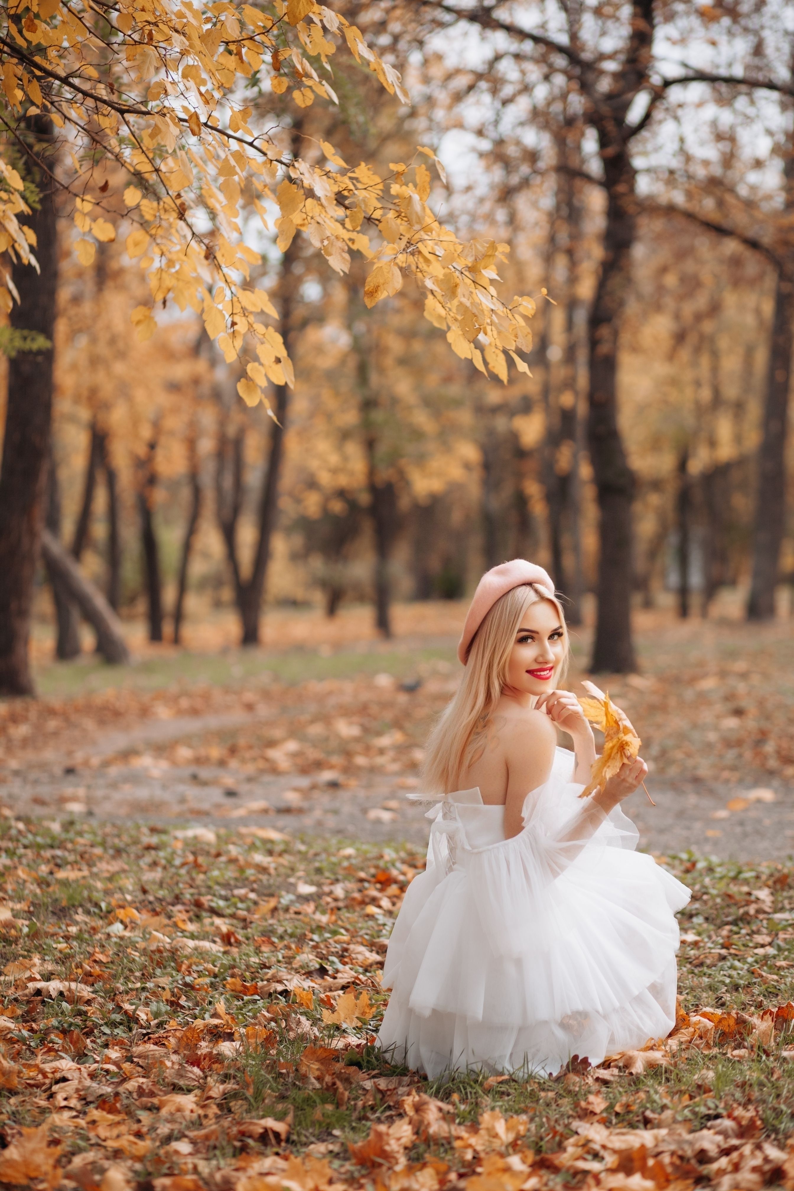 autumn falls white dress Don't Retire Them, Here's How To Style A White Dress In Fall