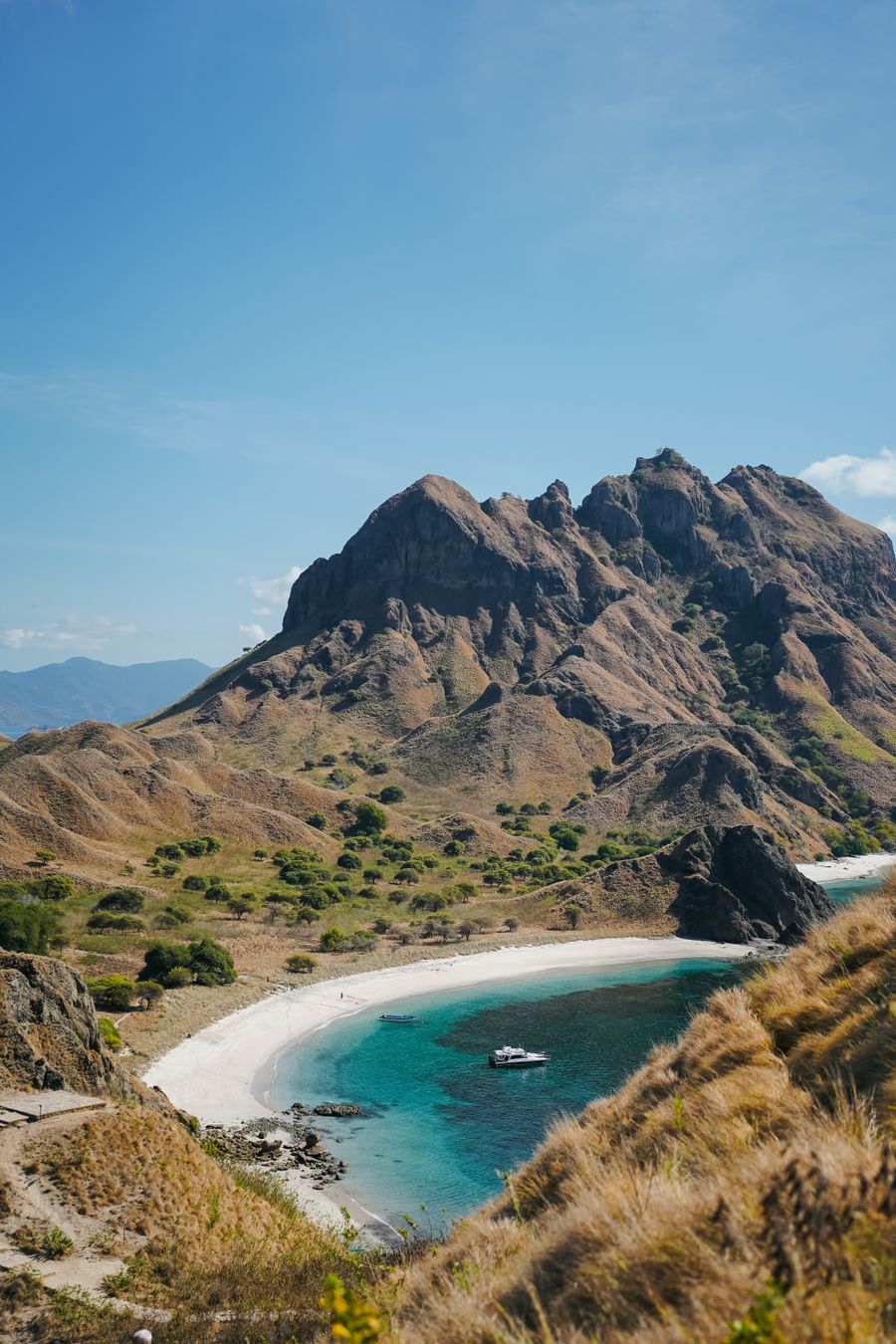 Panorama Pulau Padar, Taman Nasional Komodo