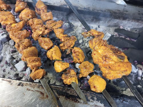 Ilmainen kuvapankkikuva tunnisteilla Aasia, aasialainen ruoka, chicken tikka