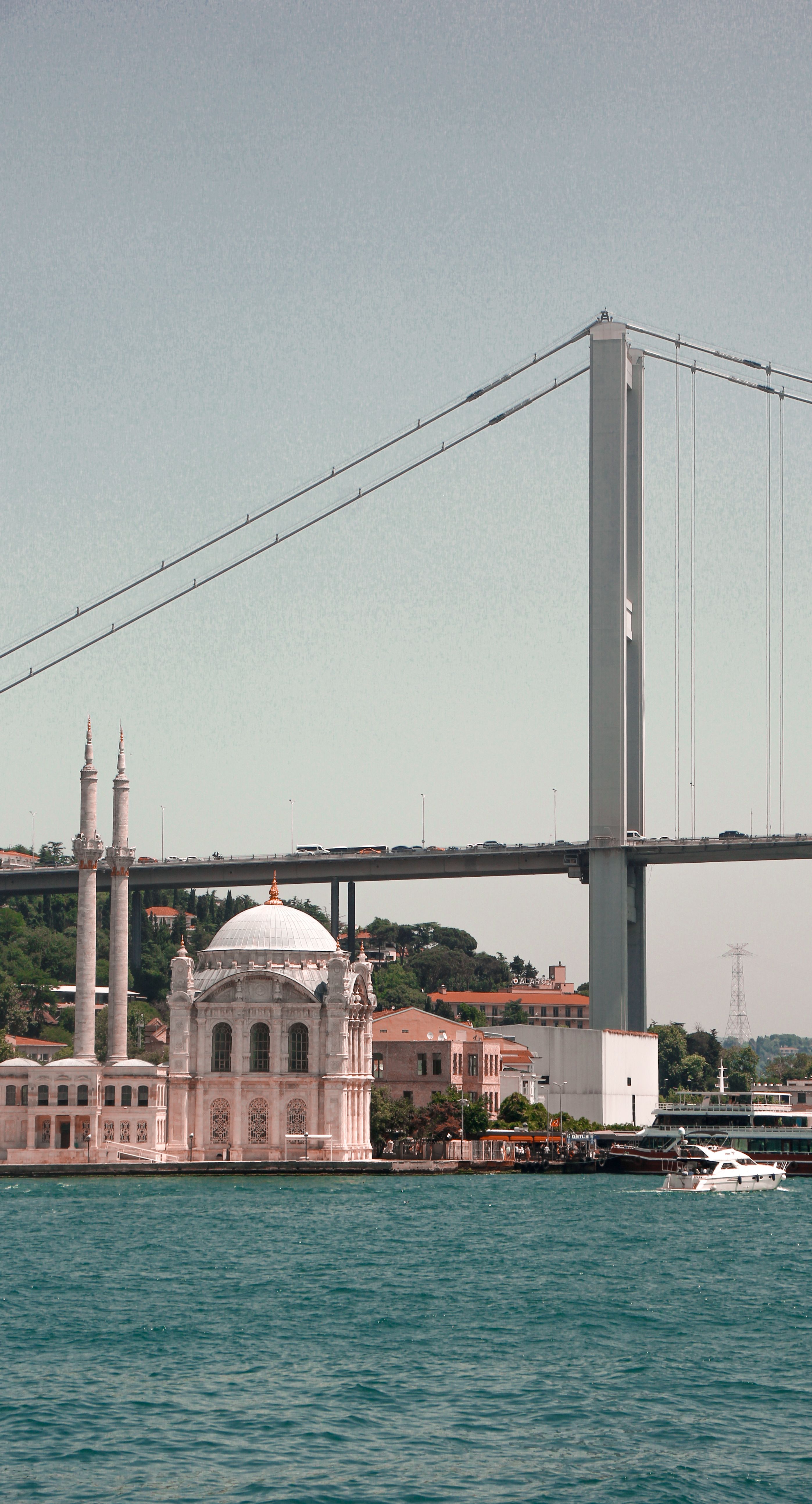Bridge over a Coastal Mosque · Free Stock Photo