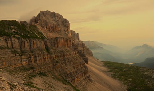 Kostnadsfri bild av berg, brant, brun