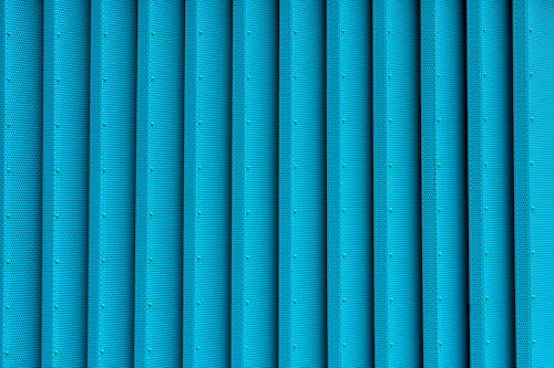 Darmowe zdjęcie z galerii z geometryczny, metal, niebieska ściana