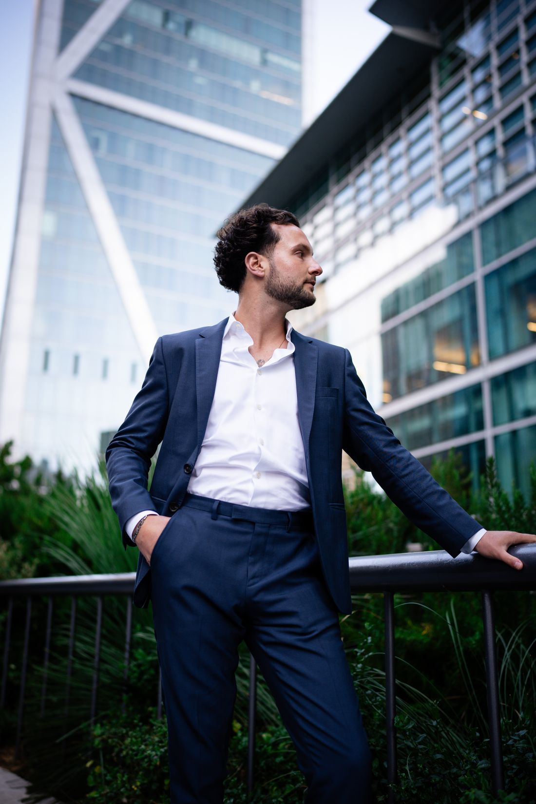 Retrato profesional ilustrativo de stock / Illustrative stock professional portrait