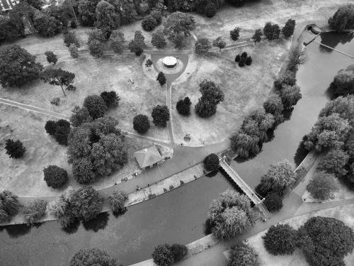 Free Aerial black and white photo of a lush park with river in Luton, England. Stock Photo
