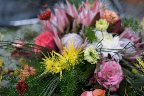Close-up of a Colorful Flower Arrangement 