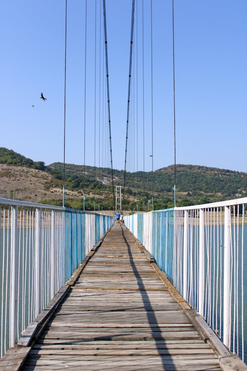 ahşap iskele, azalan perspektif, dikey atış içeren Ücretsiz stok fotoğraf