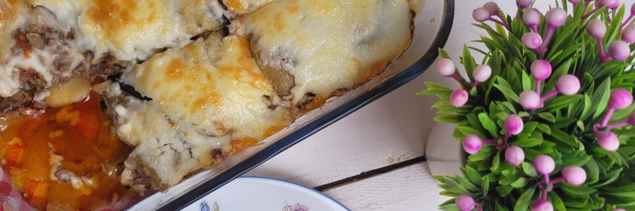 Foto de Moussaka de berinjela, batata e carne