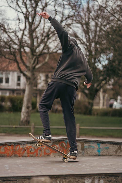 Δωρεάν στοκ φωτογραφιών με skateboarding, άνδρας, αστικός