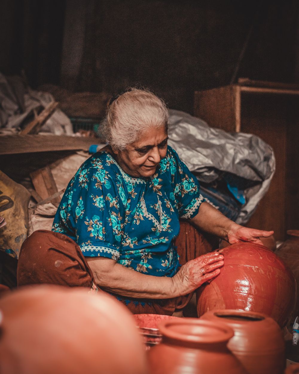 A woman crafting pottery in Mumbai