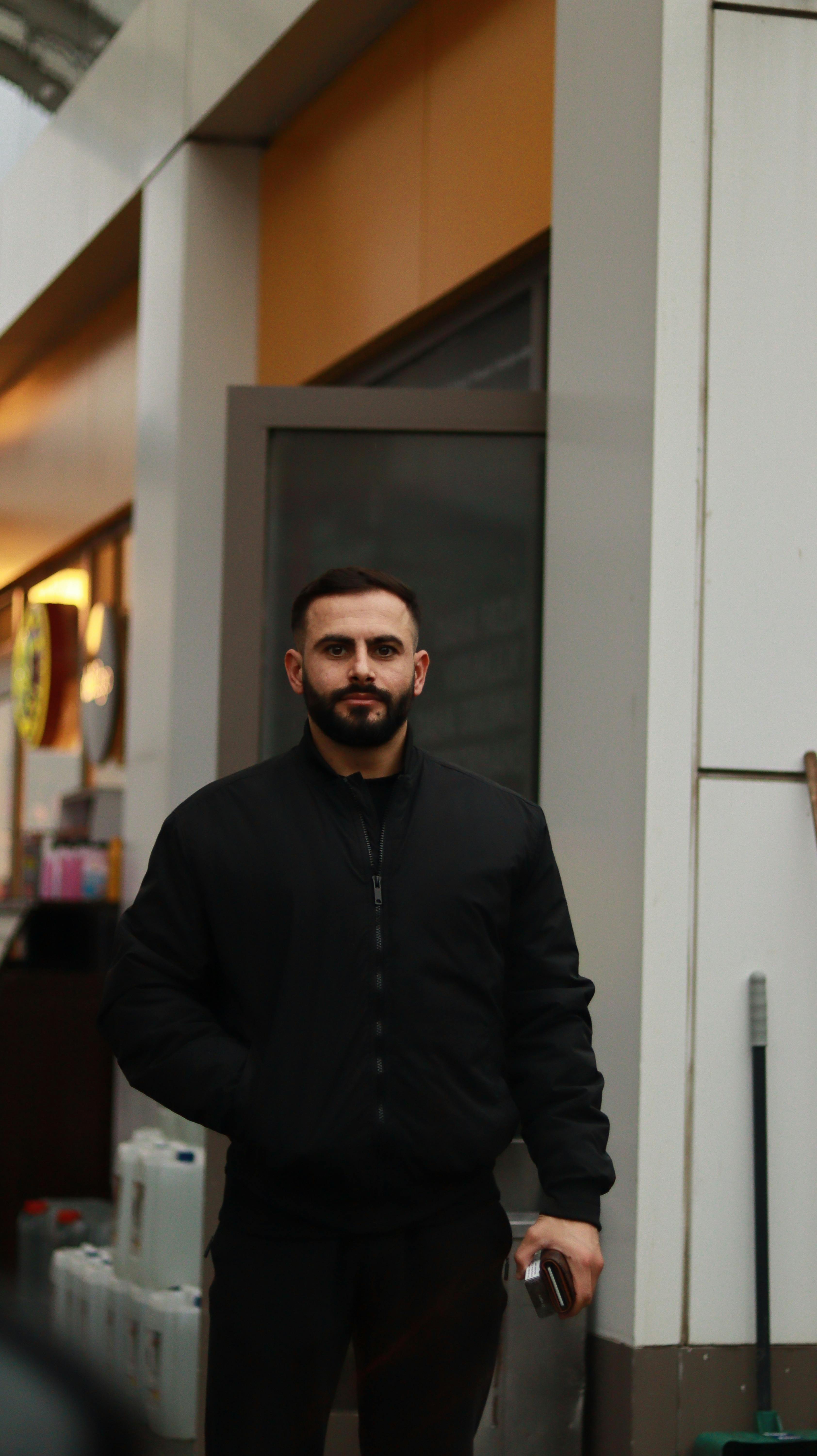 grátis Foto profissional grátis de ao ar livre, área comercial, arquitetura Foto profissional