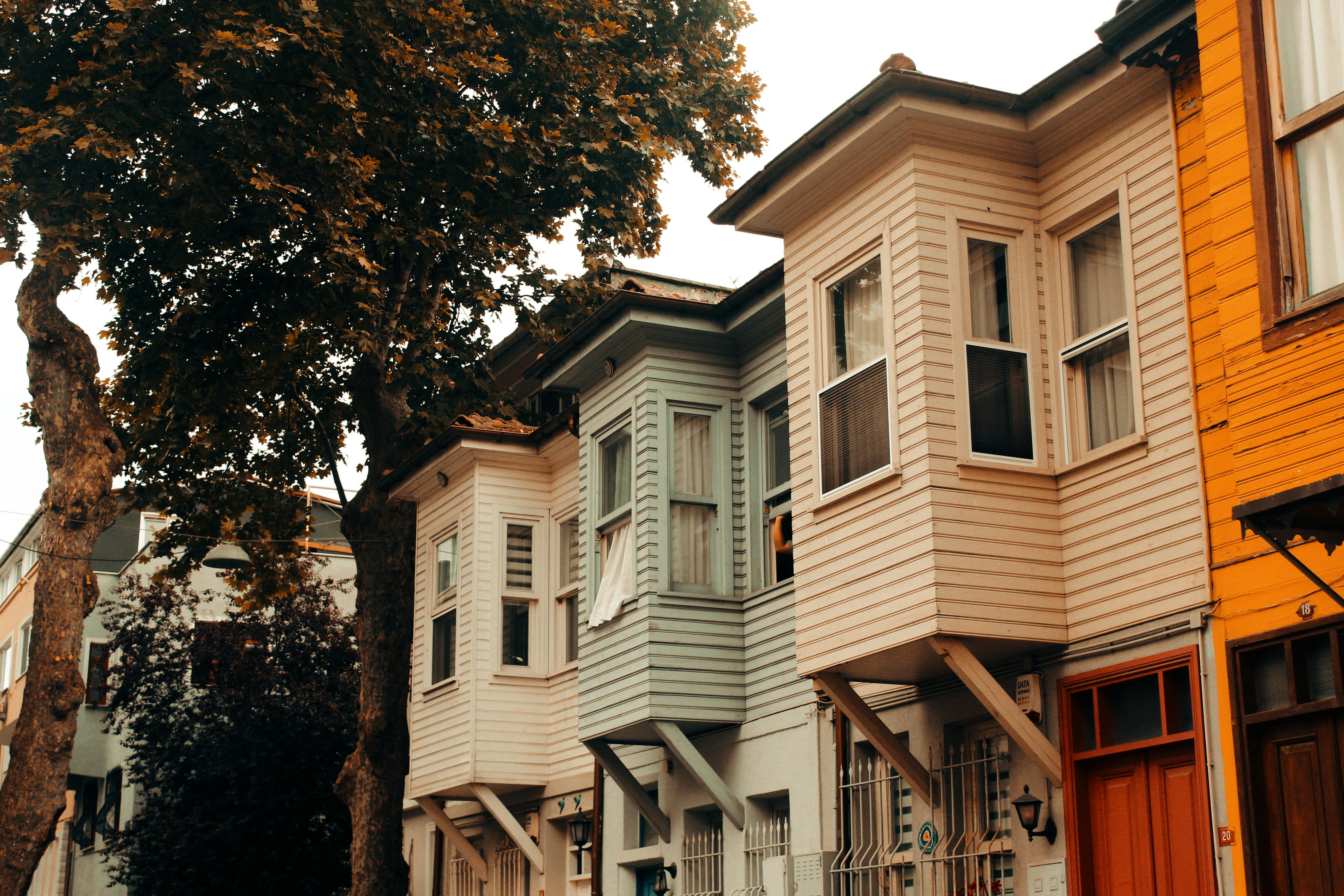 When will mortgage rates go down again? We're waiting on a Mideast resolution. — Photo by Mericimm on Pexels