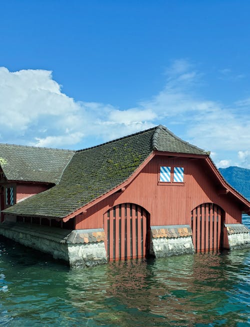 Ingyenes stockfotó csónakház, épület, fából készült témában Stockfotó