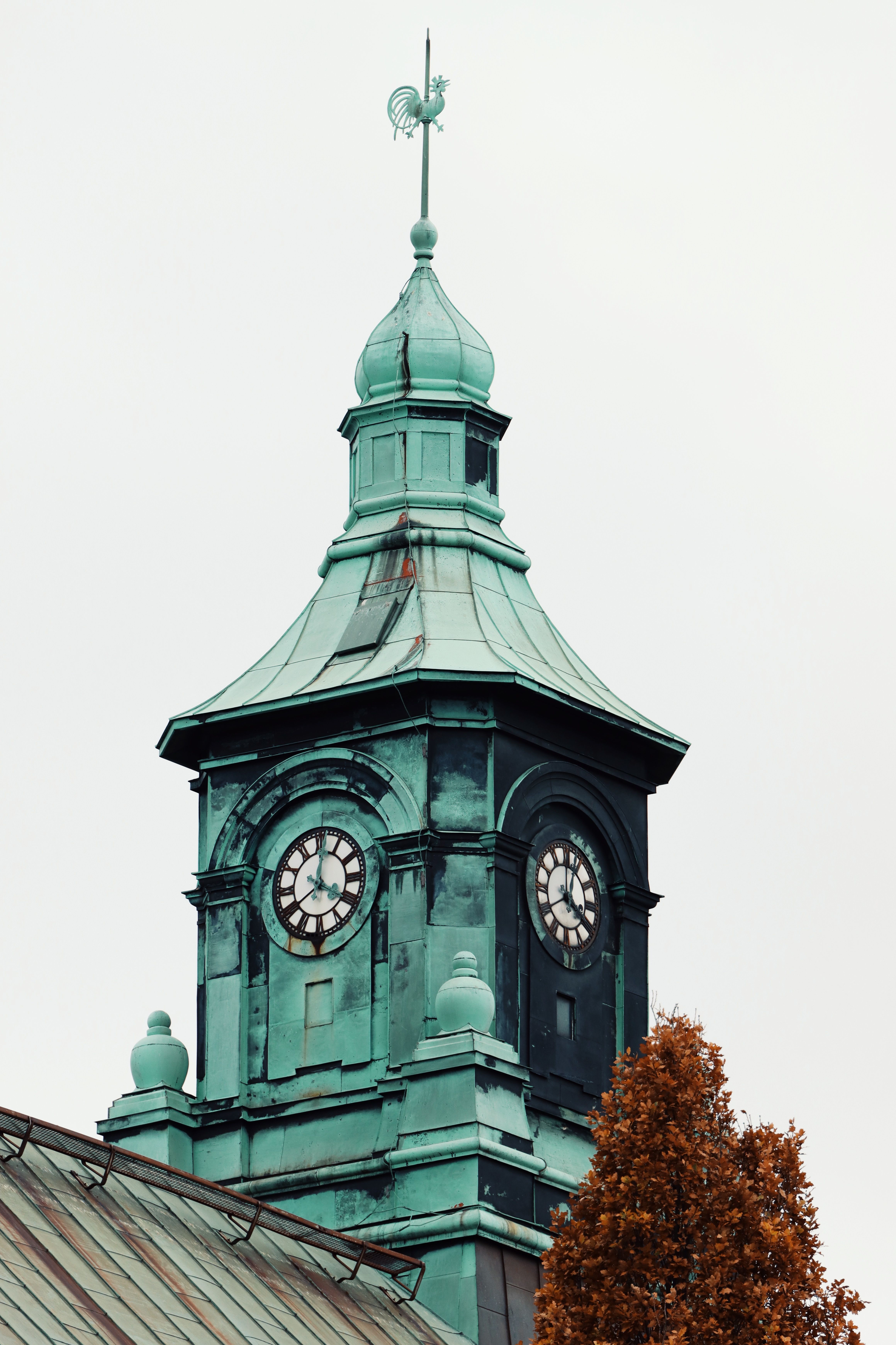 View of a Clock Tower · Free Stock Photo