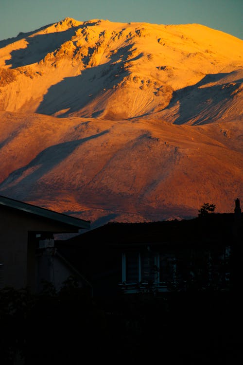 House at Foot of the Mountain