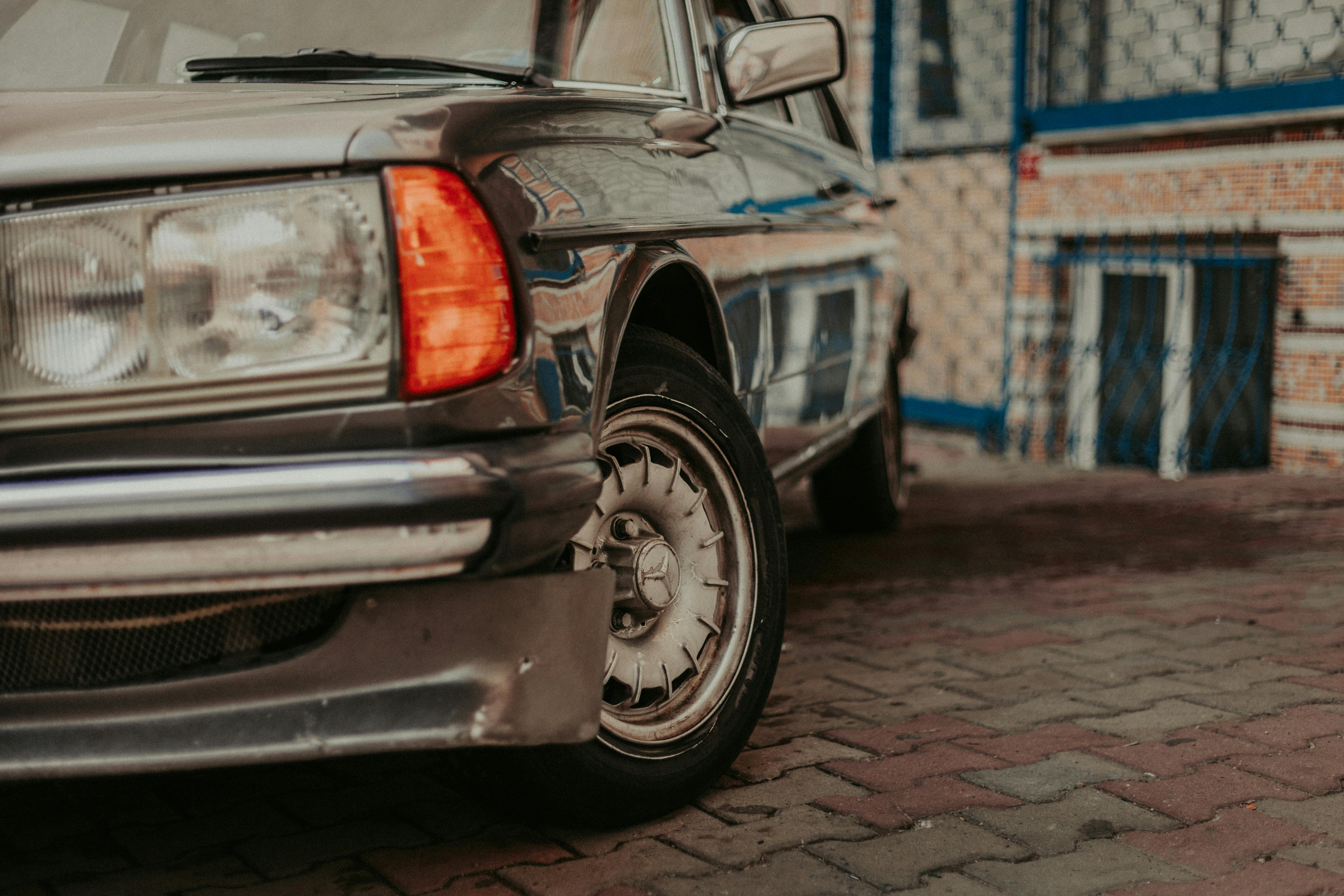 fitment architecture automotive data integration — Photo by Alper Özer on Pexels